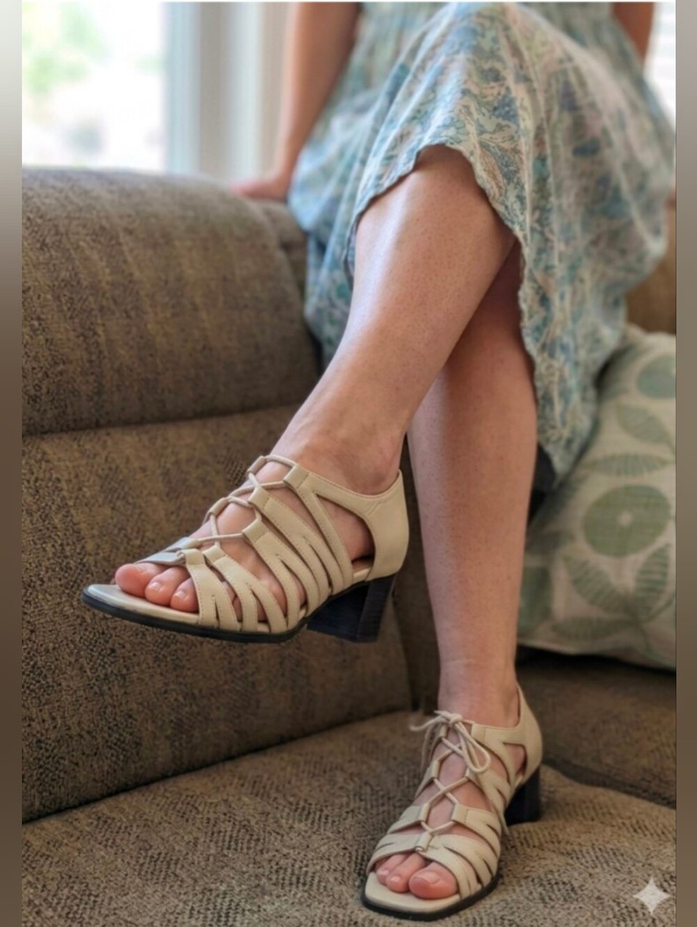 Laura Scott Genuine Leather Cream Lace-Up Jill Strappy Sandals Closed Heel 7